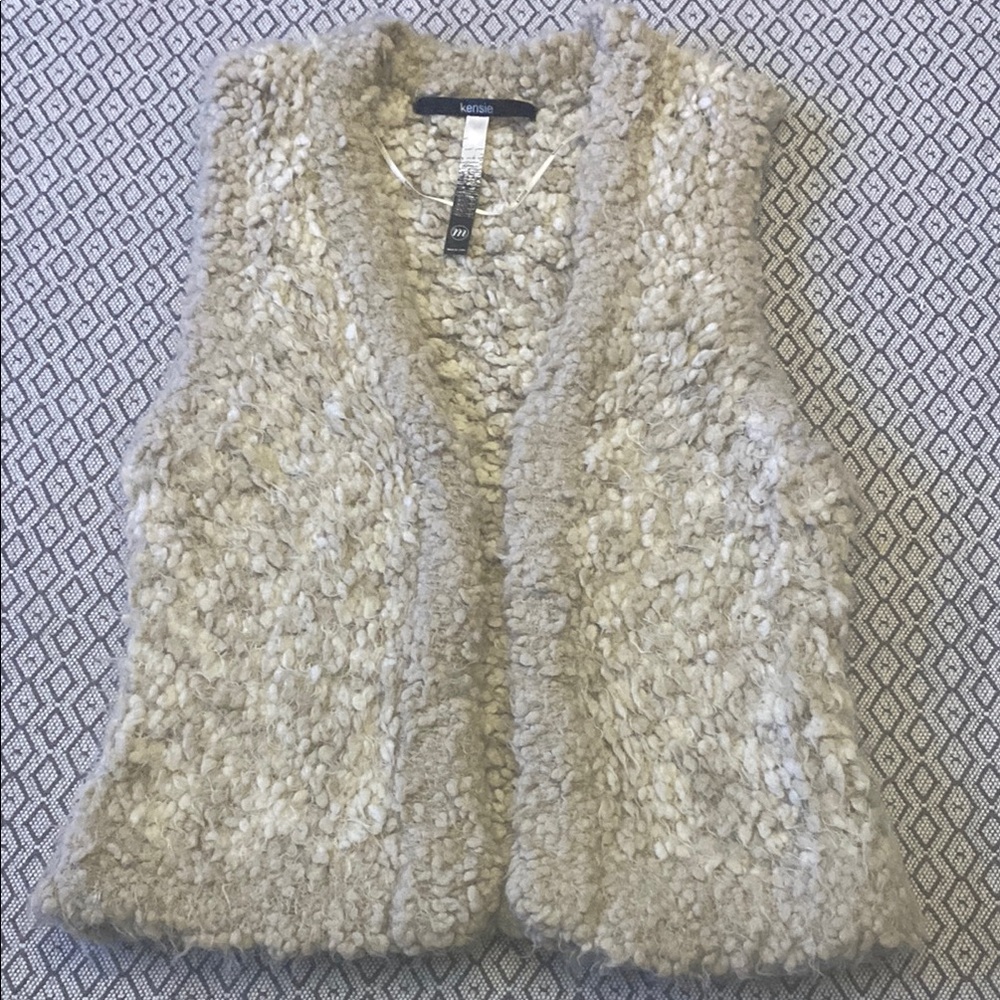 Kensie - Gentle used Cozy Textured Vest in Cream